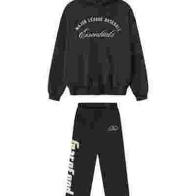 essentialstracksuits